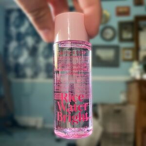 FREE WITH PURCHASE!! Cleansing Oil